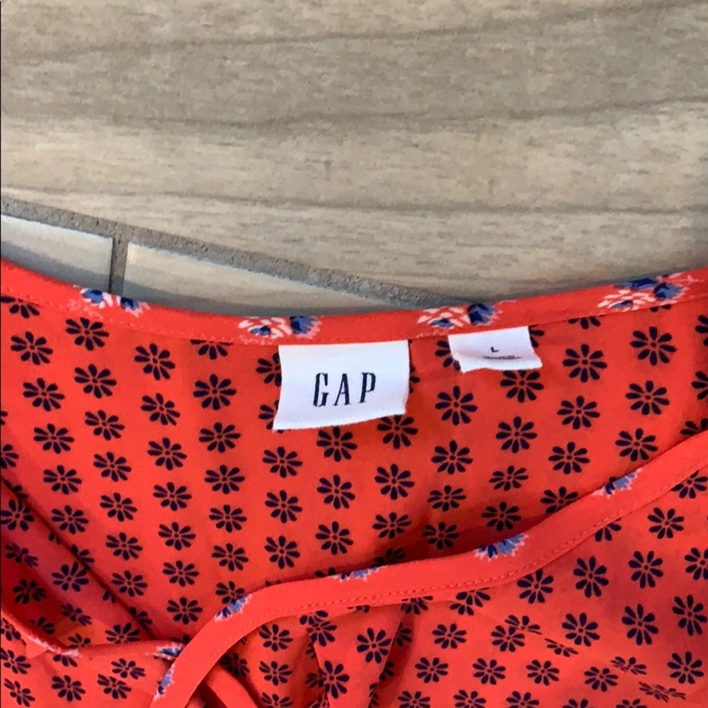 Gap Red Blouse - Picture 3 of 3